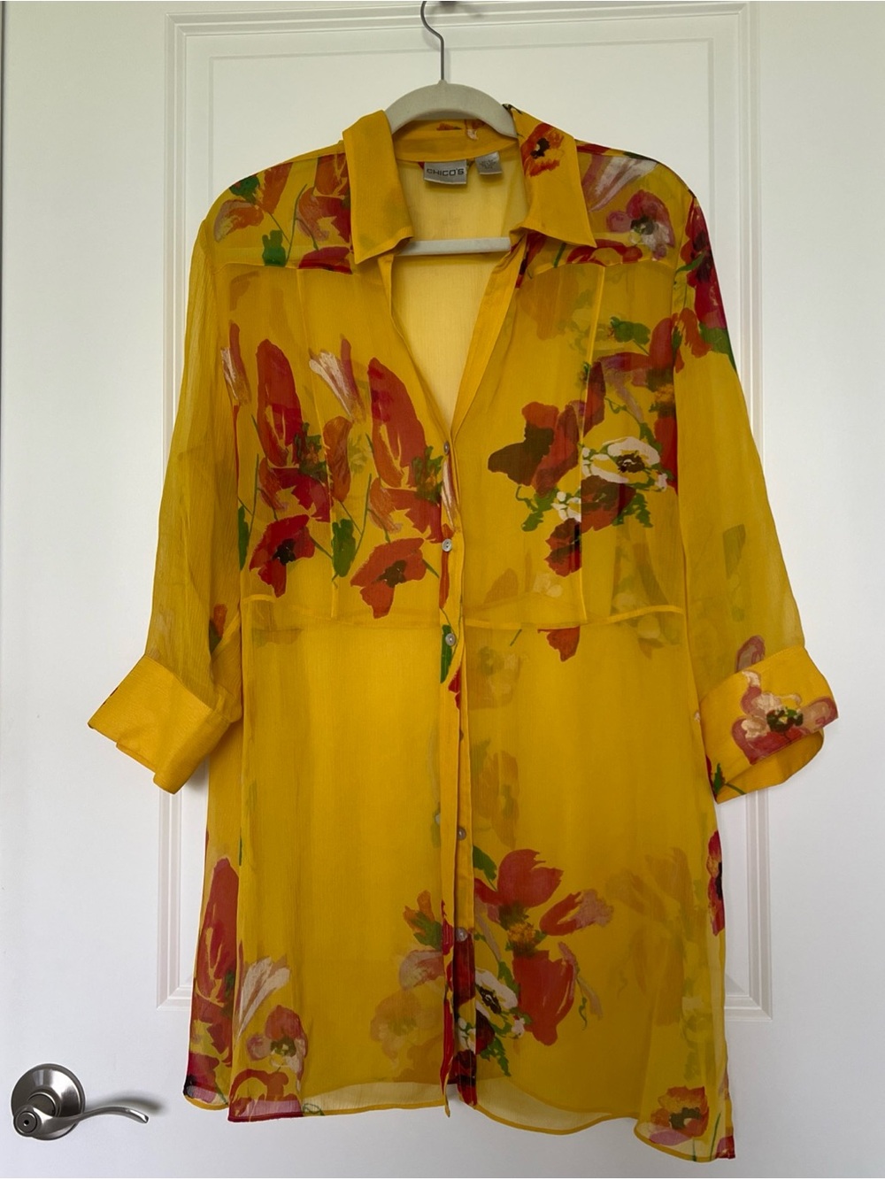 Chico's 100% silk Yellow Sheer Floral Button Tunic sz.2